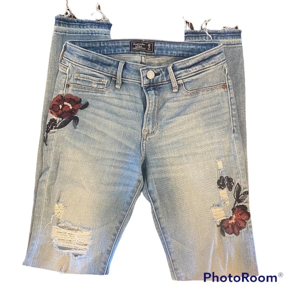 Abercrombie & Fitch Denim - Abercrombie & Fitch Harper Super Skinny Harper Sz 26/2